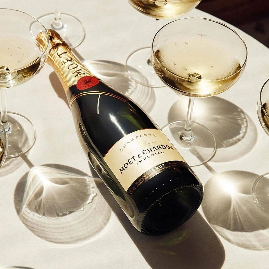 Champagne  Moet Imperial Brut Magnum 1500ml