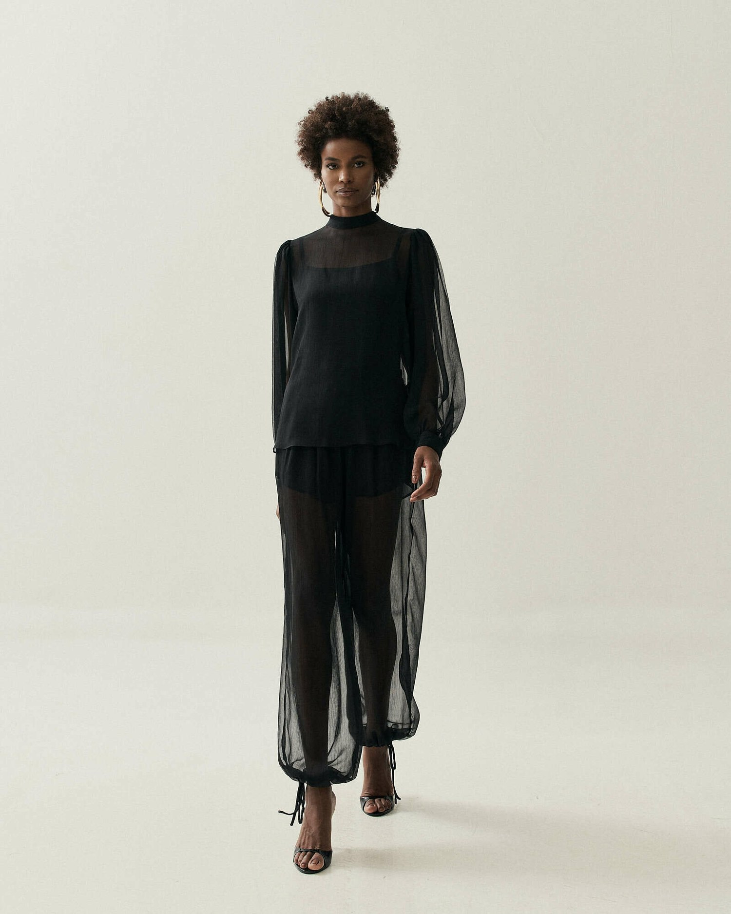 BLUSA MANGA LONGA TRANSPASSE E TRANSPARENTE — foto 4
