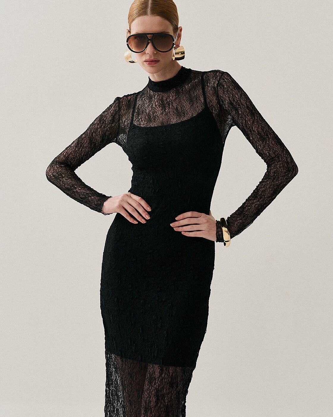 VESTIDO MIDI GOLA ALTA RENDA — foto 13