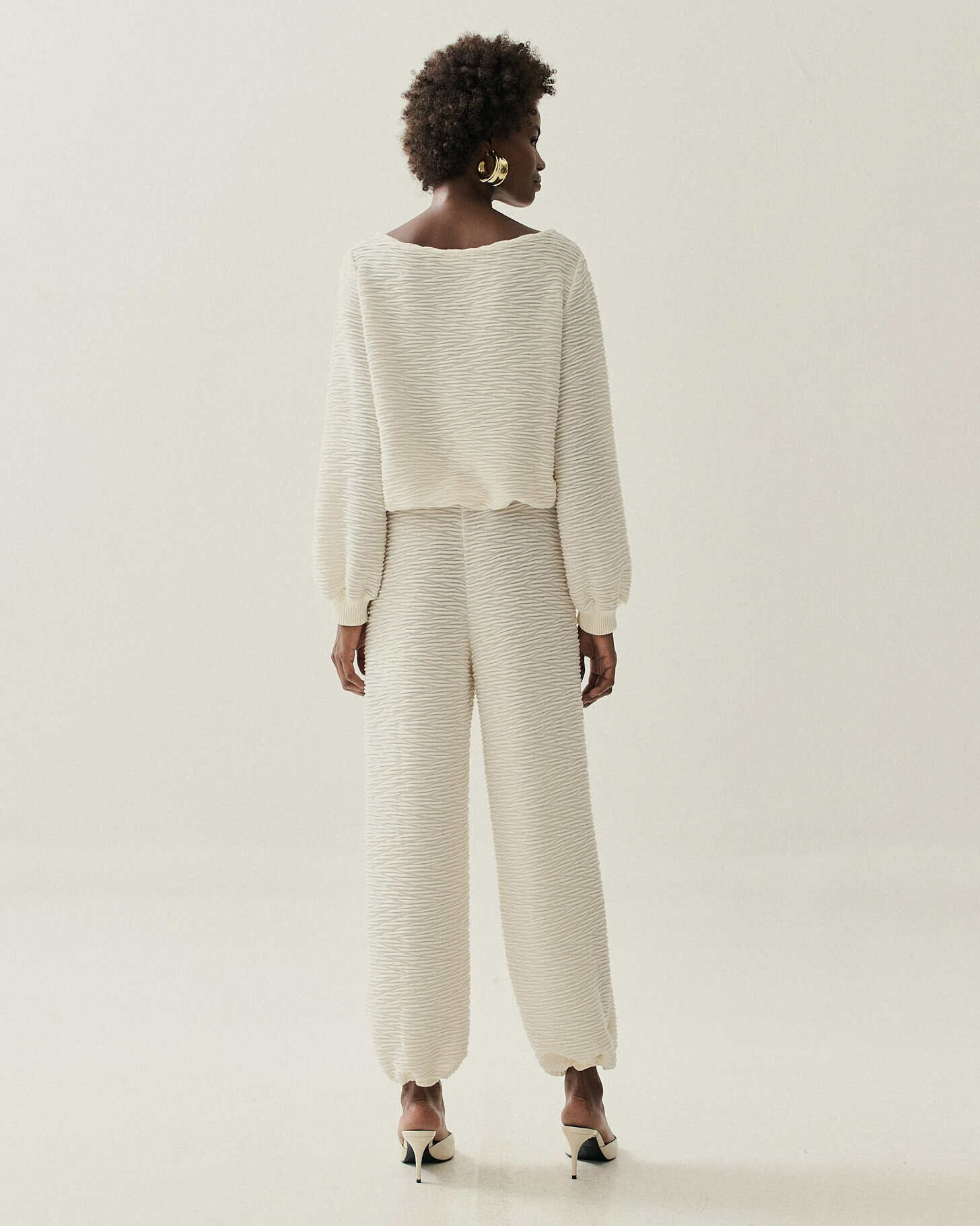 BLUSA MALHA TEXTURA BALONE — foto 24