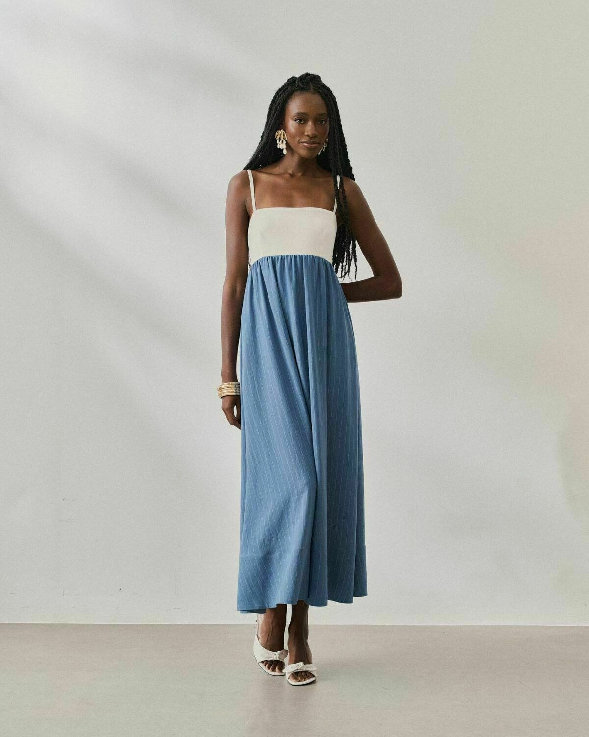 VESTIDO LISTRADO BUSTO MALHA — foto 8
