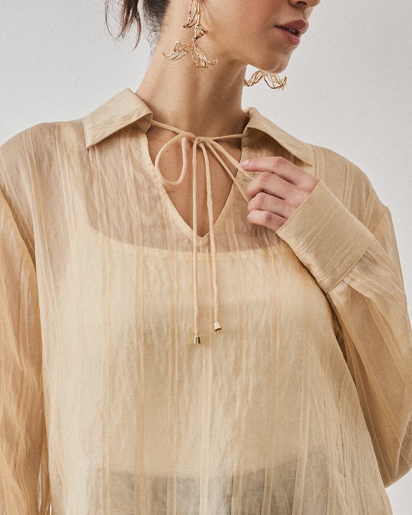 BLUSA TRANSPARENTE LISTRADA COM AMARRACAO — foto 10
