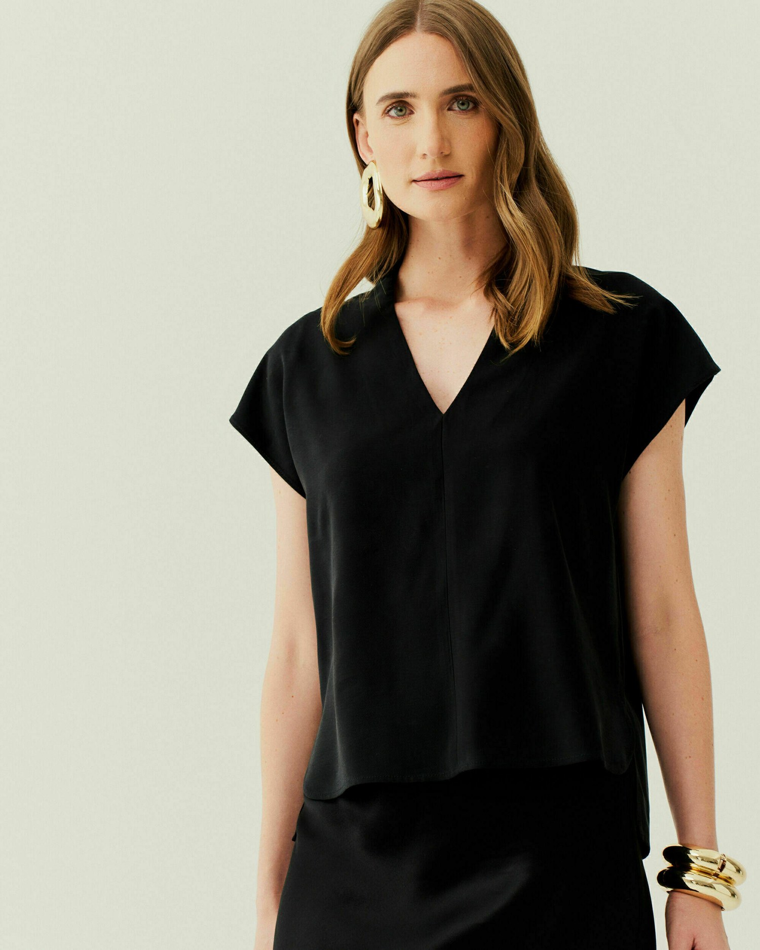 BLUSA MANGA JAPONESA DECOTE V (PROMO) — foto 4