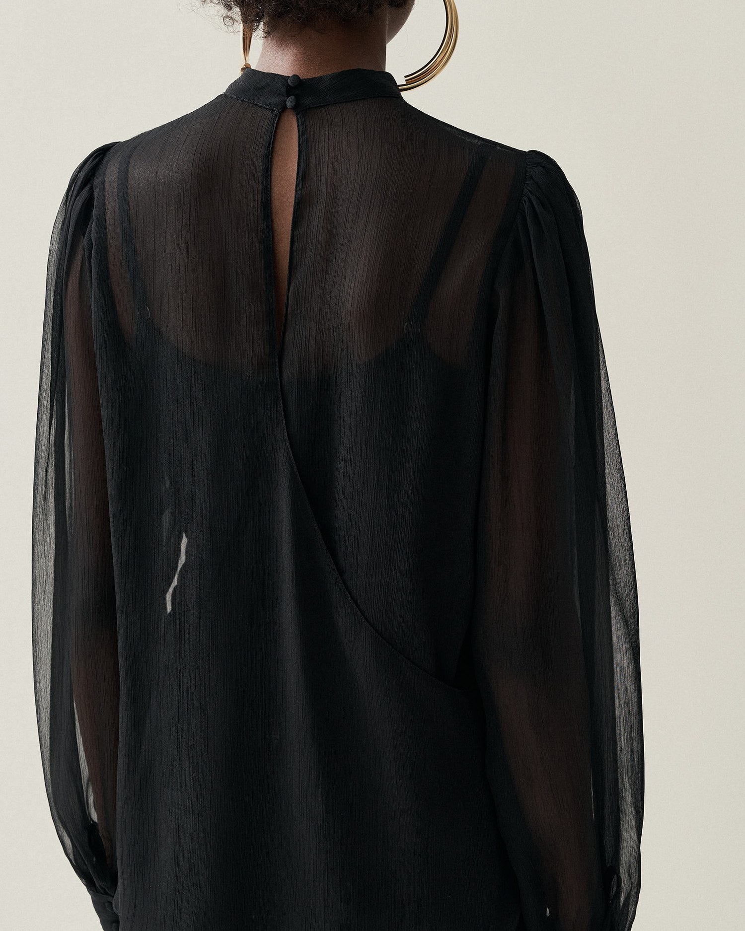 BLUSA MANGA LONGA TRANSPASSE E TRANSPARENTE — foto 5
