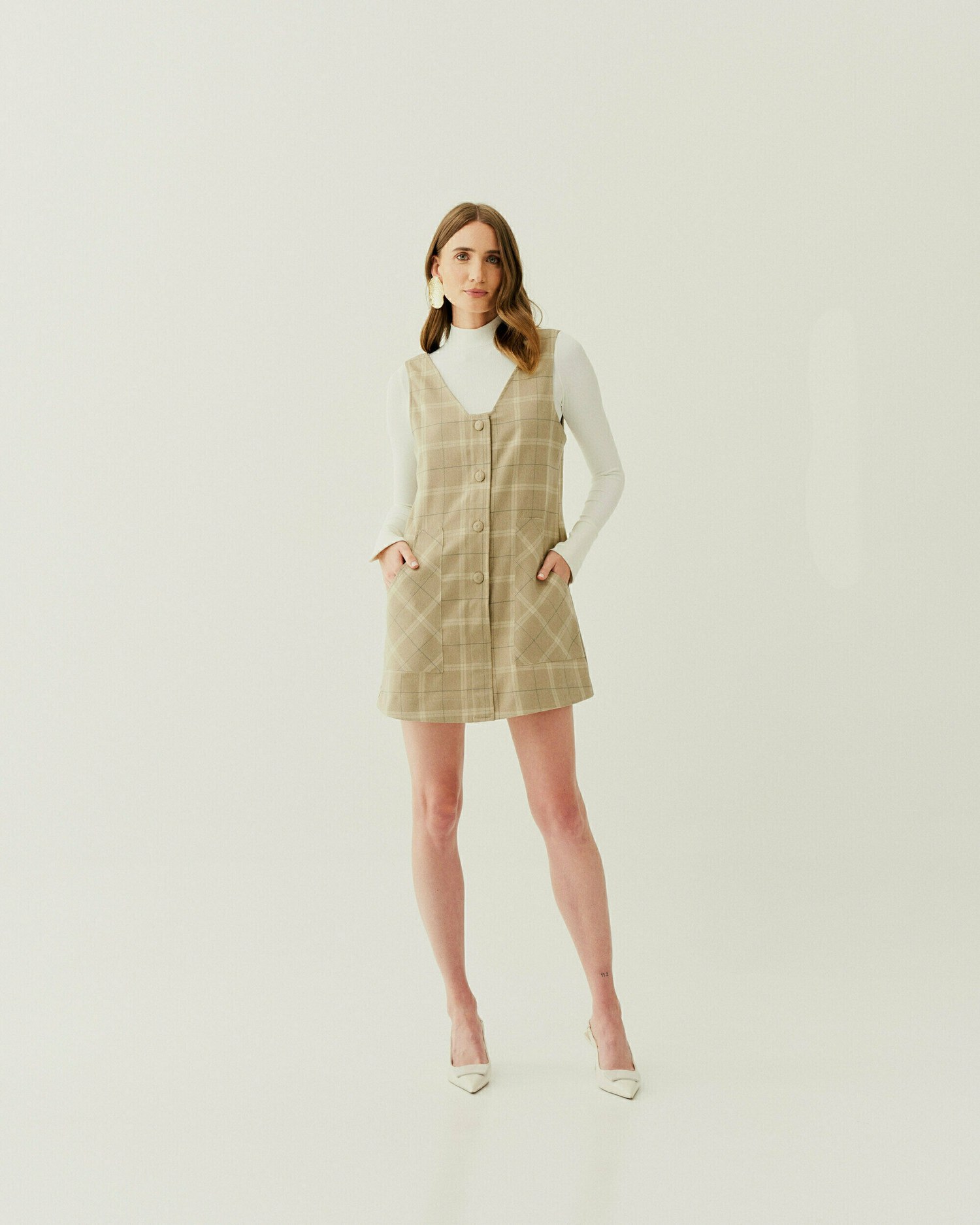 VESTIDO CURTO XADREZ COM BOLSOS