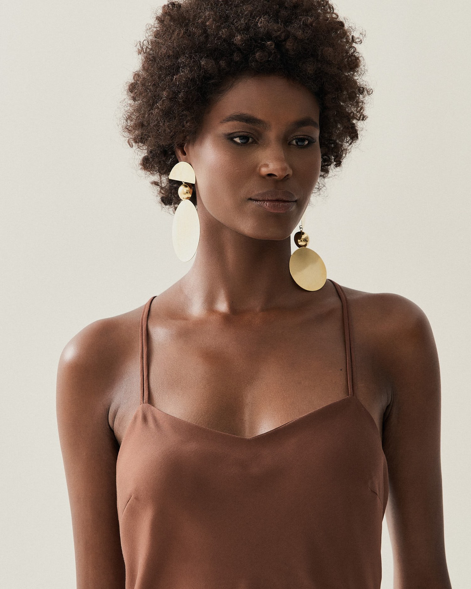 VESTIDO SLIP DRESS ALCA DUPLA — foto 17