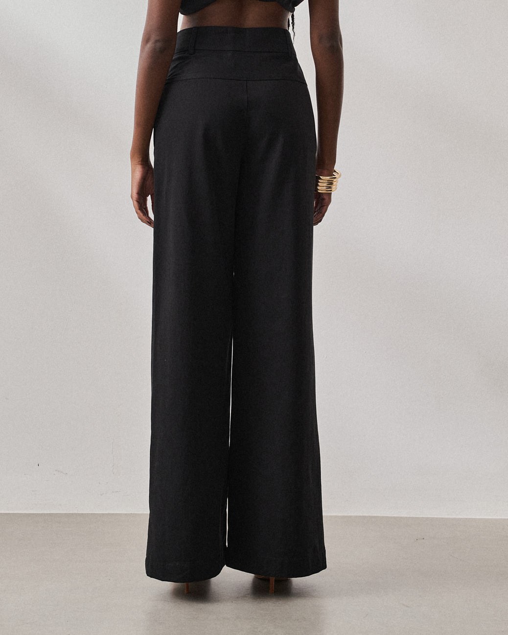 CALCA PANTALONA COM NERVURAS — foto 15