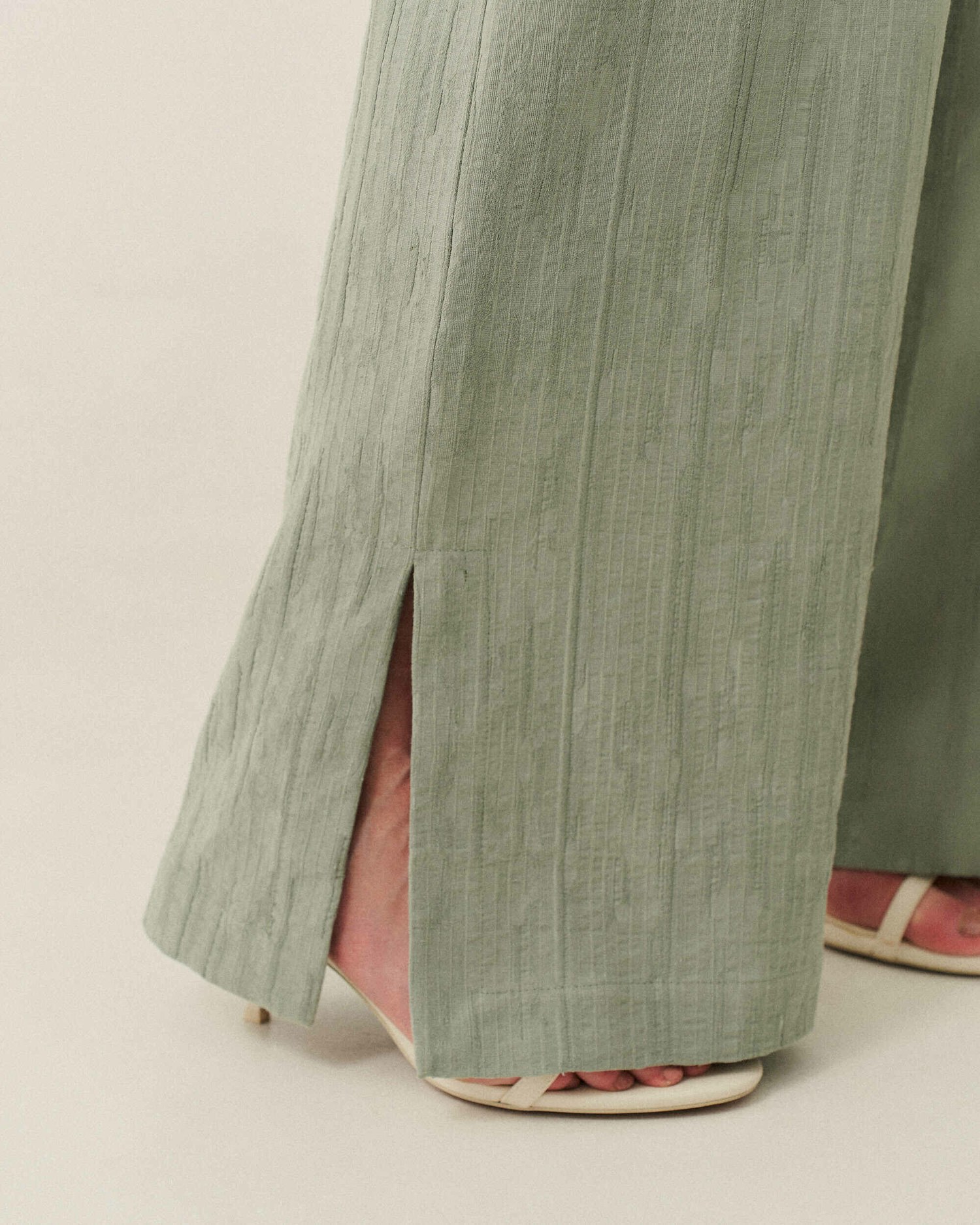 CALCA PANTALONA EM LINHO COS DE ELASTICO (PROMO) — foto 19