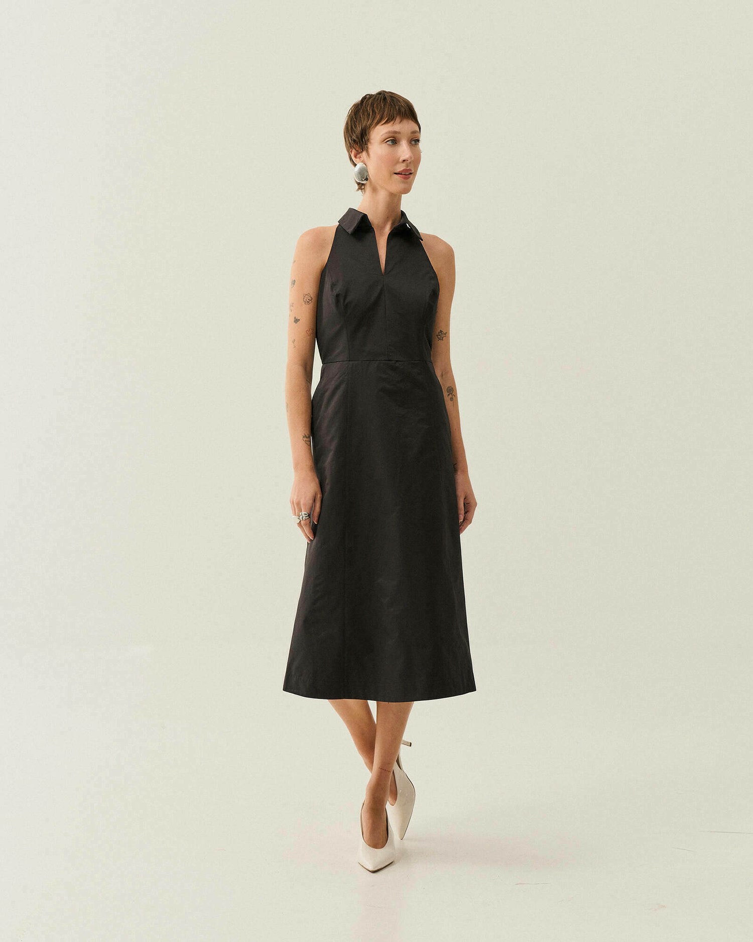VESTIDO MIDI ALFAIATARIA ESTRUTURADO