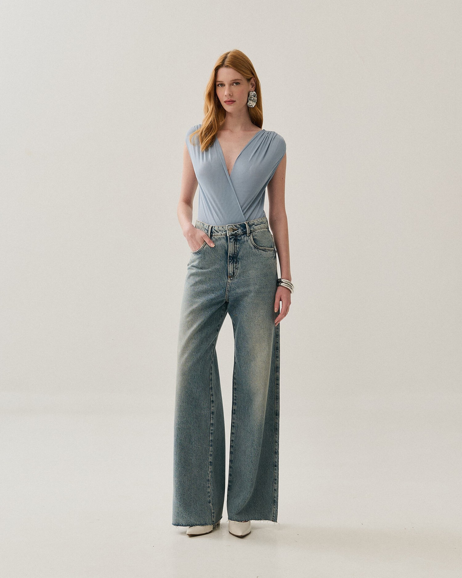 CALCA RETA JEANS