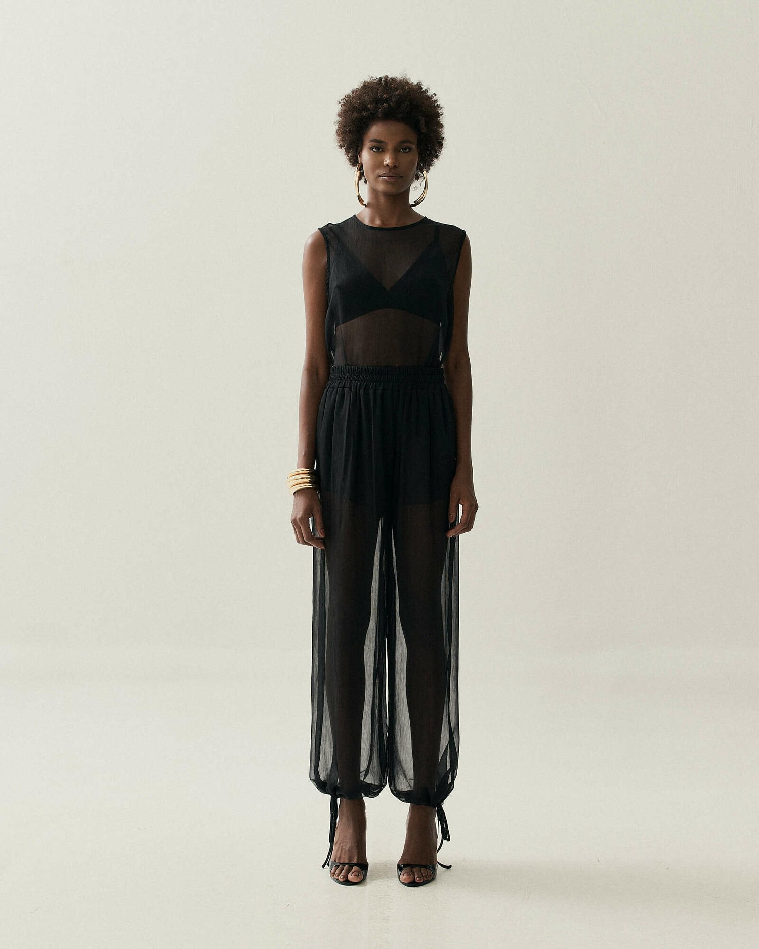 CALCA ALADDIN COM TRANSPARENCIA