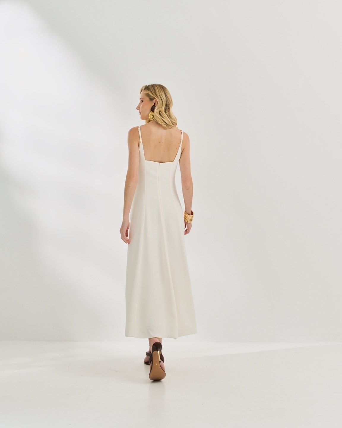 VESTIDO MIDI NESGAS — foto 11
