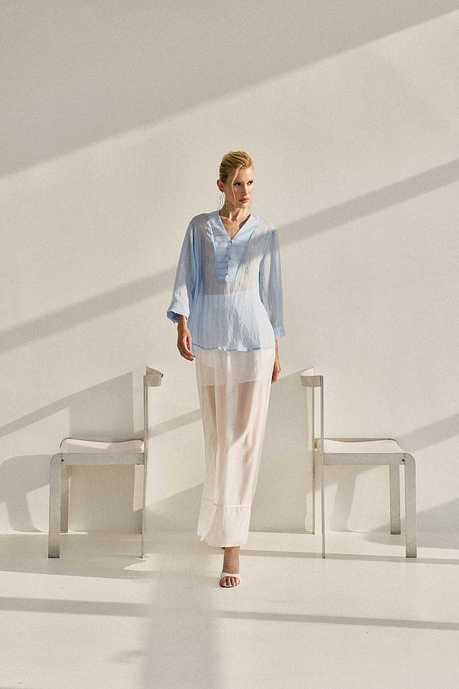 BLUSA LISTRAS TRANSPARENCIA — foto 8