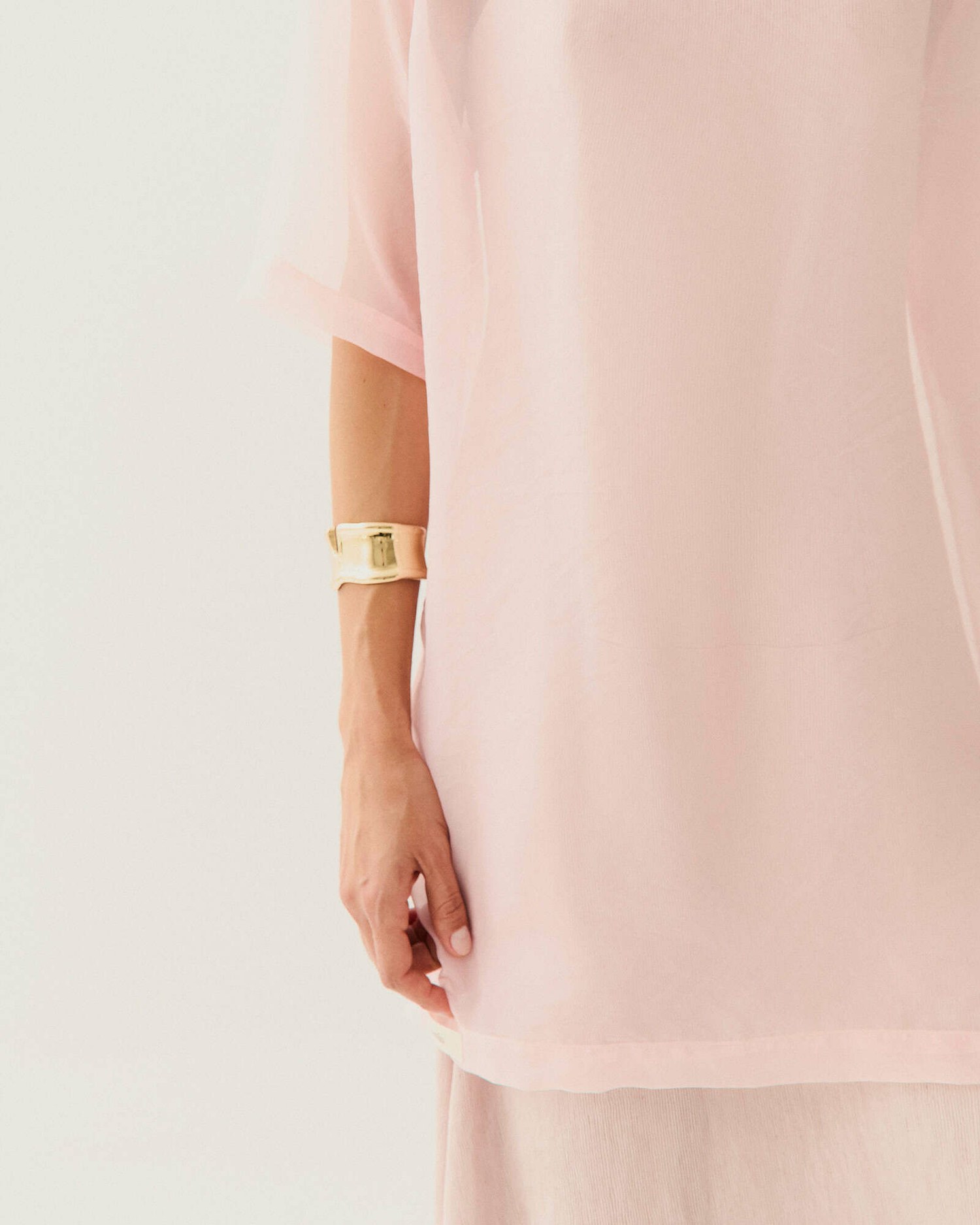 T-SHIRT OVERSIZED TRANSPAR MGA MED (PROMO) — foto 16
