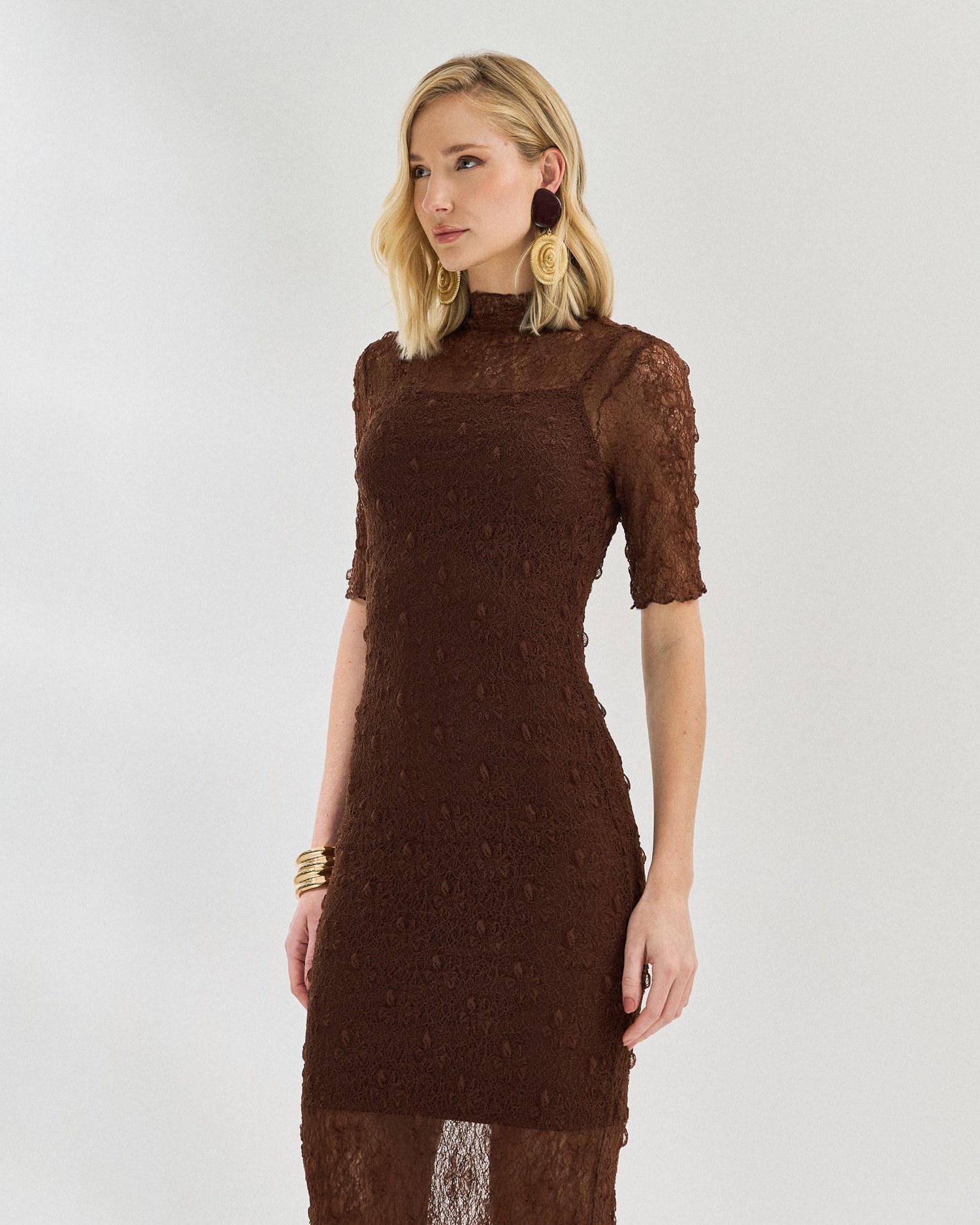 VESTIDO RENDA GOLA ALTA — foto 9