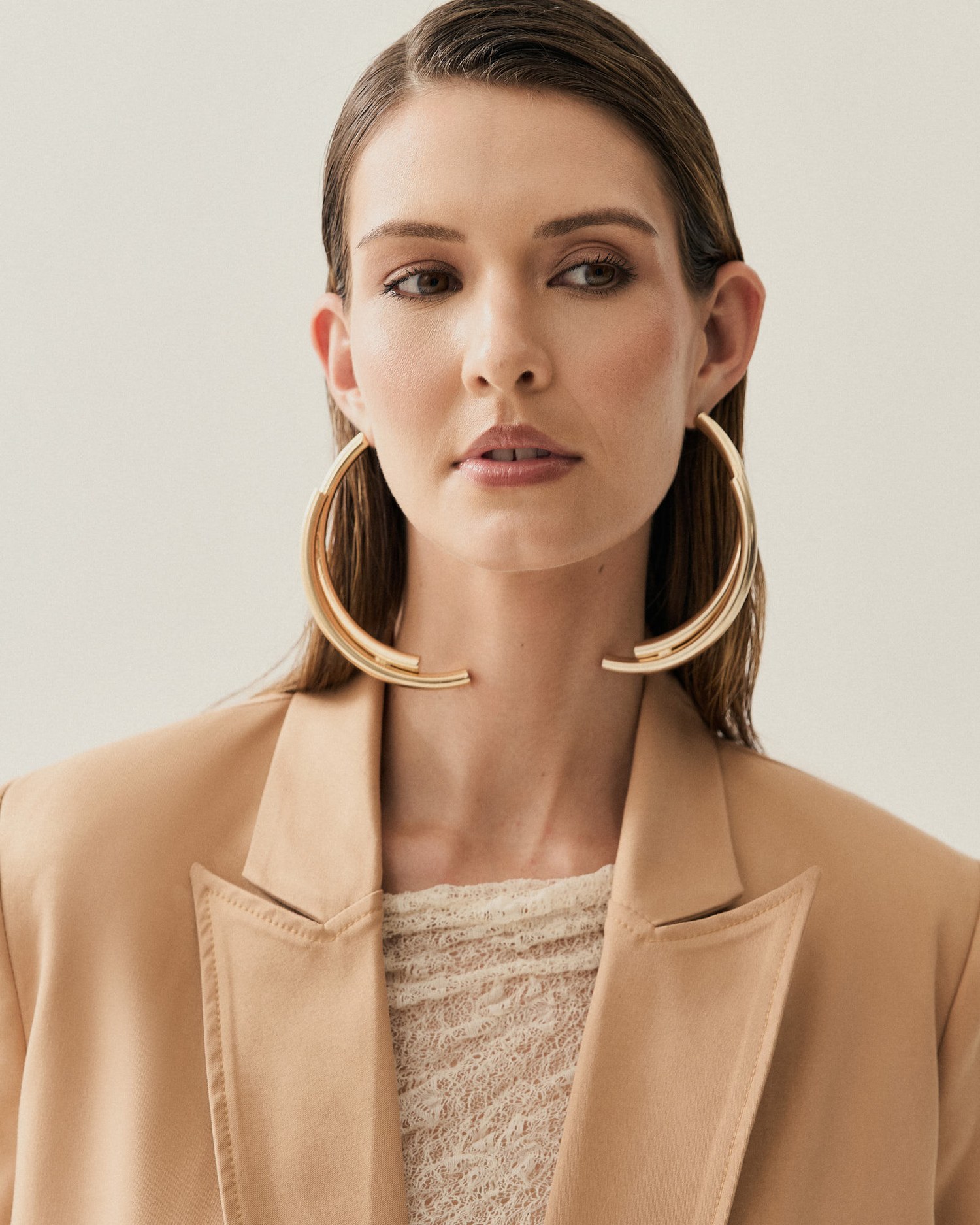 BLAZER CURTO FECHAMENTO DUPLO — foto 17