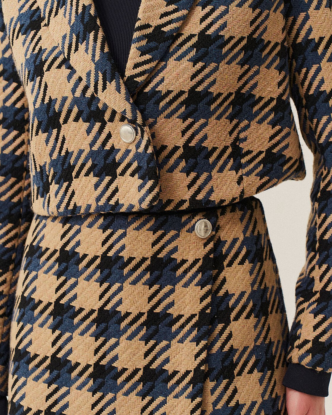 CASAQUETO CURTO TWEED — foto 7