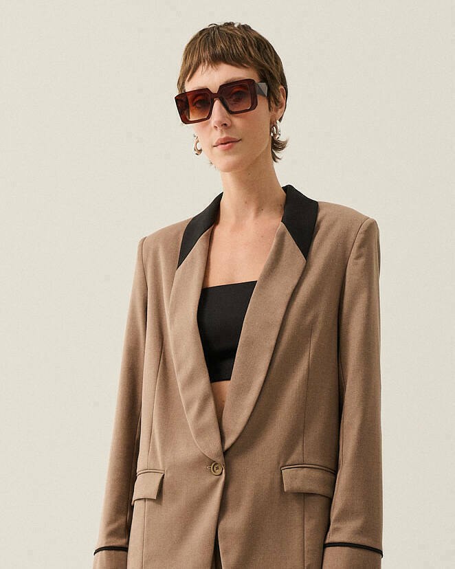 BLAZER ALFAIATARIA DETALHE BICOLOR — foto 14