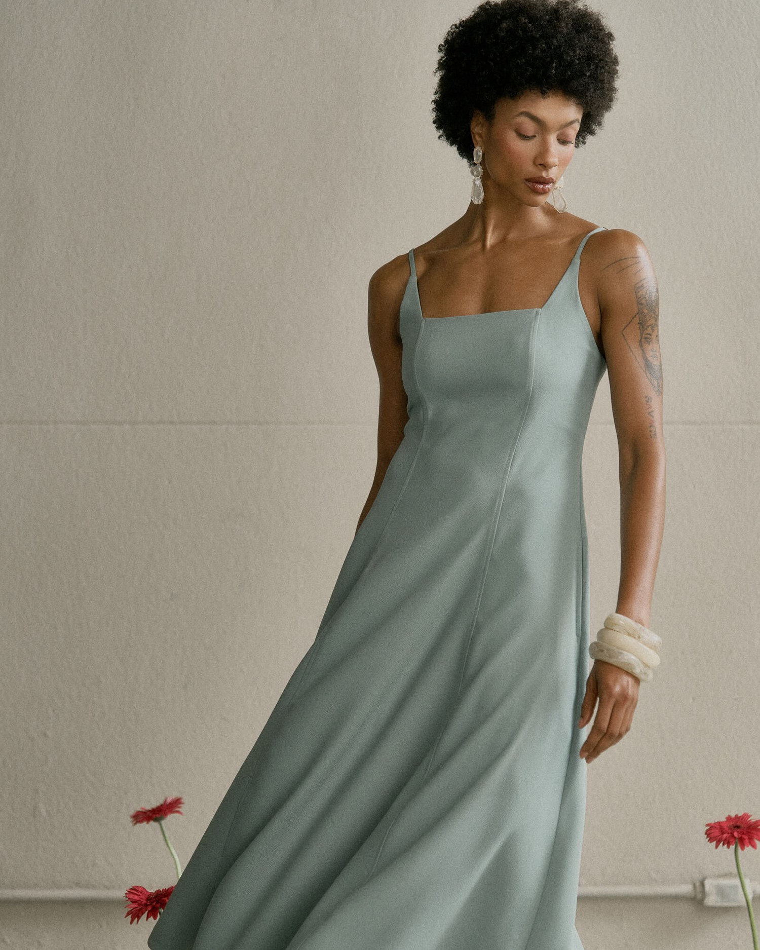 VESTIDO MIDI NESGAS — foto 4
