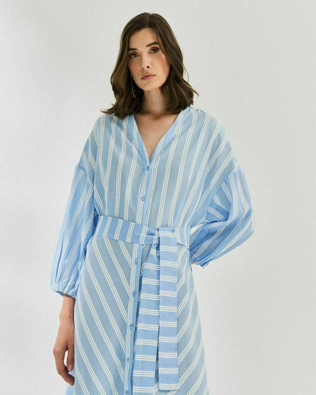 VESTIDO CHEMISE LISTRADO — foto 15