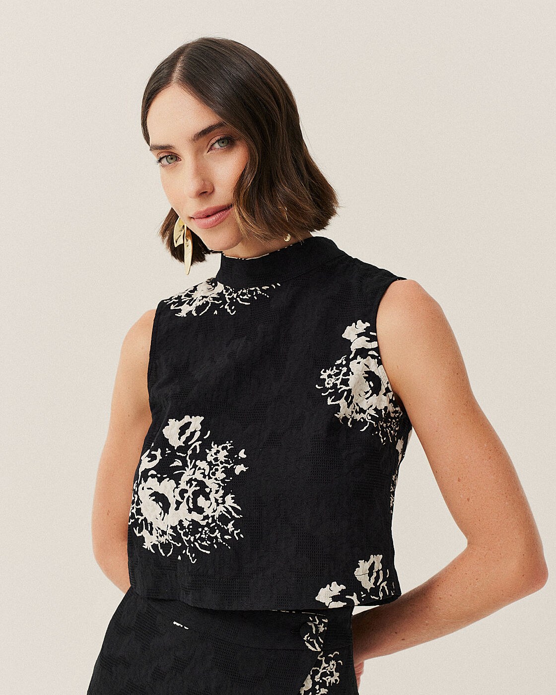 BLUSA CROPPED ESTAMPADO — foto 7