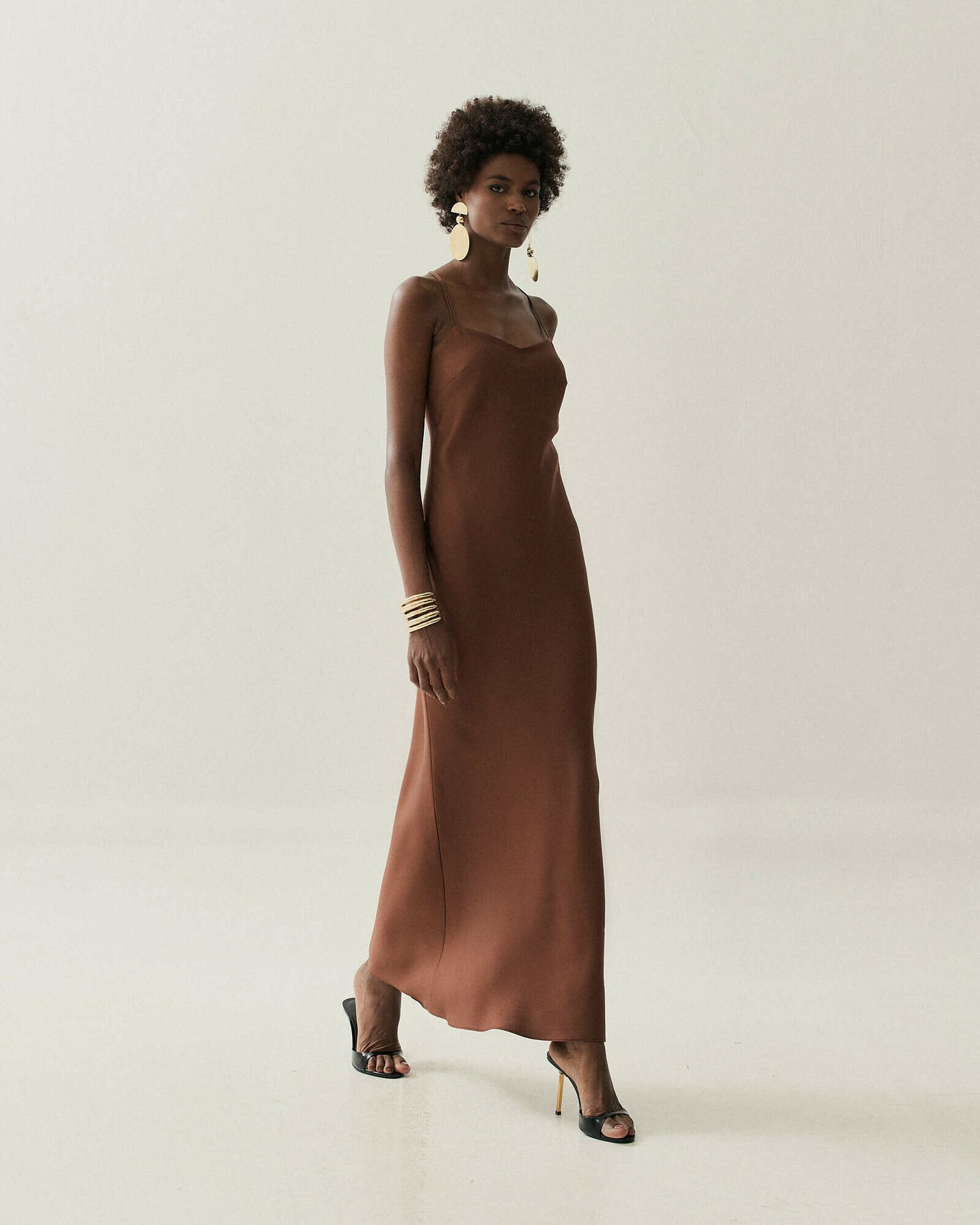 VESTIDO SLIP DRESS ALCA DUPLA — foto 8