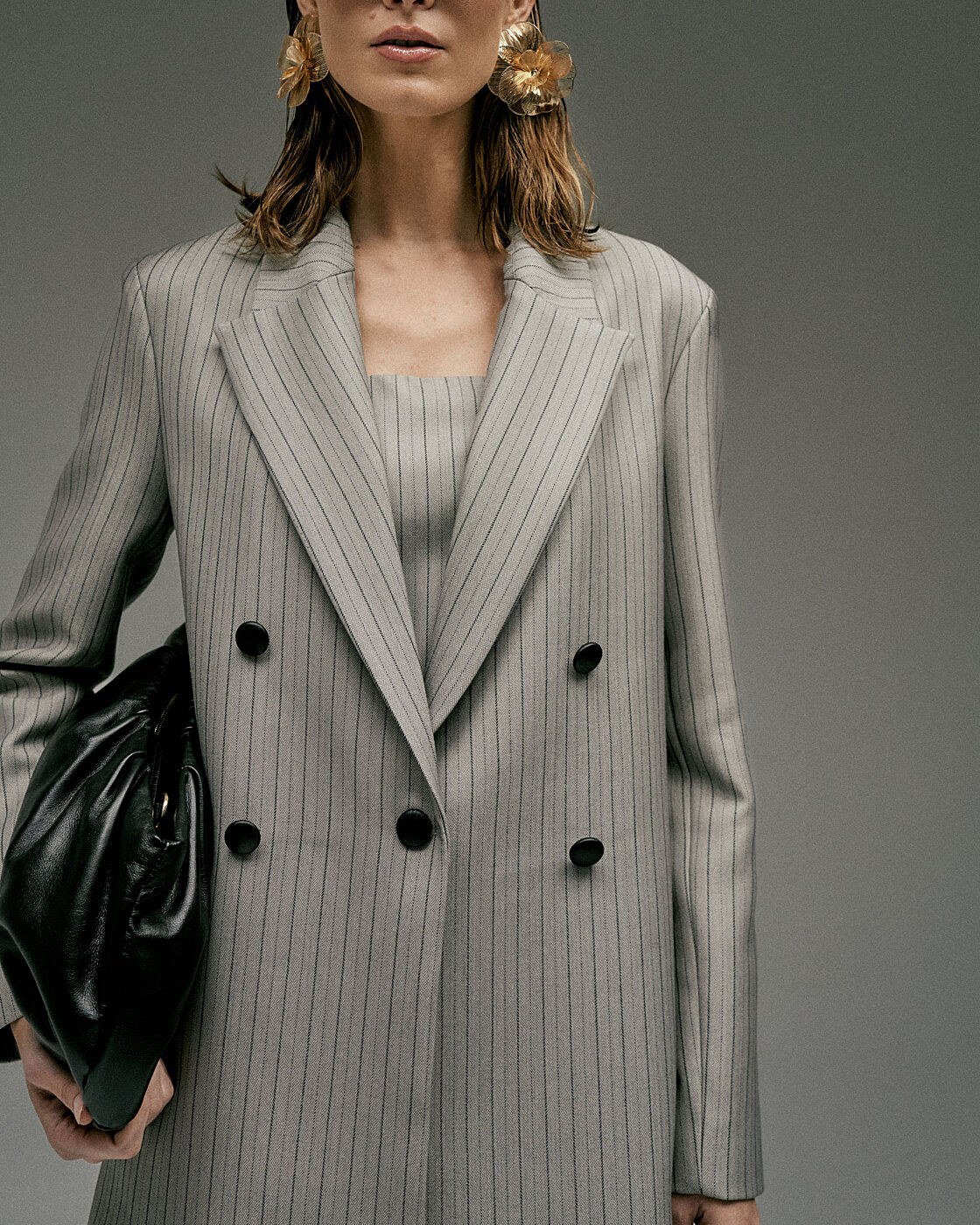 BLAZER ALFAIATARIA ALONGADO RISCA DE GIZ — foto 7