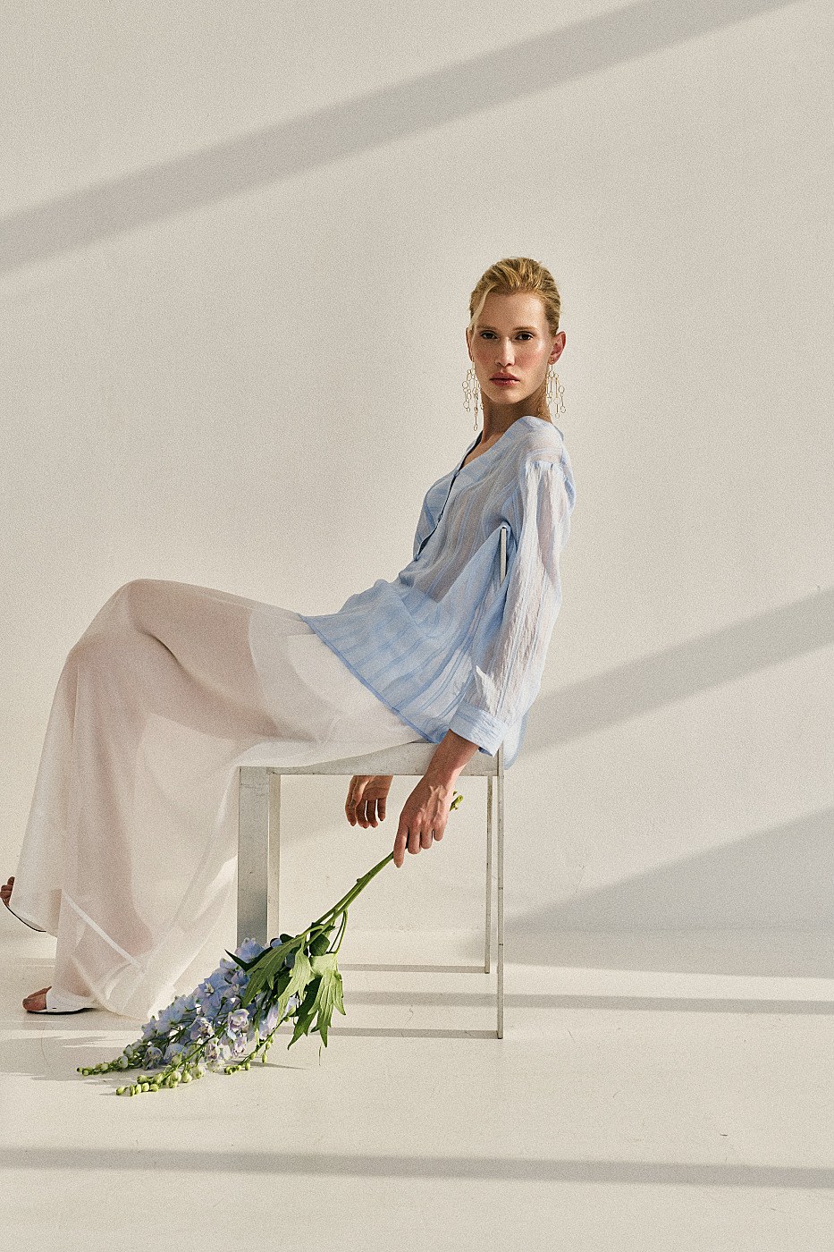 BLUSA LISTRAS TRANSPARENCIA — foto 9