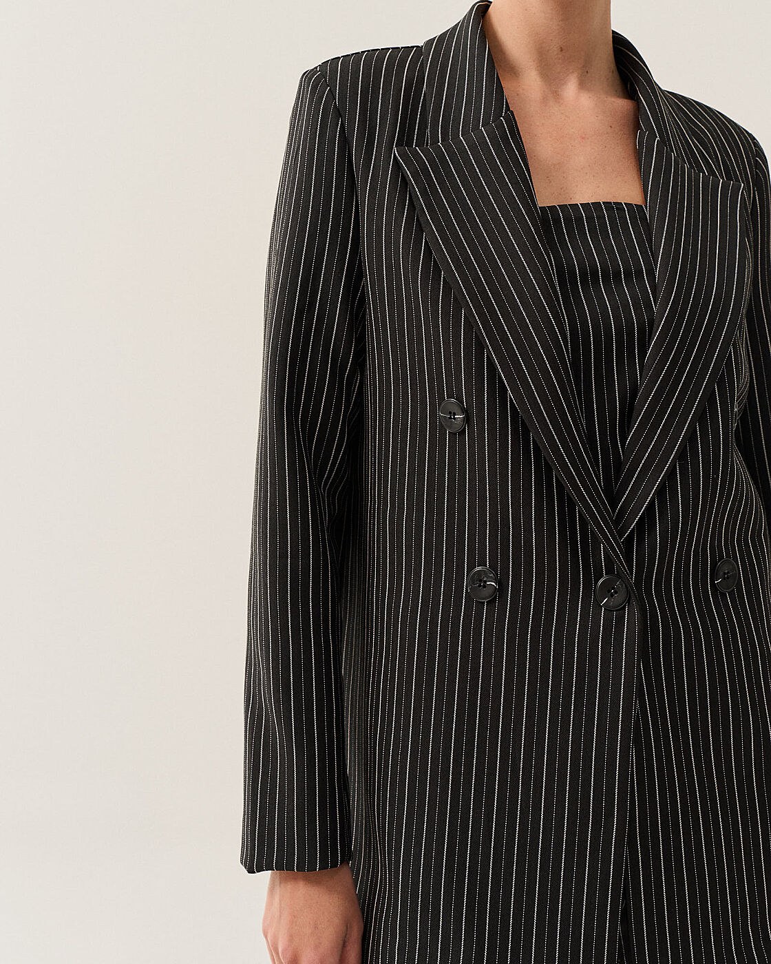 BLAZER ALFAIATARIA ALONGADO RISCA DE GIZ — foto 10