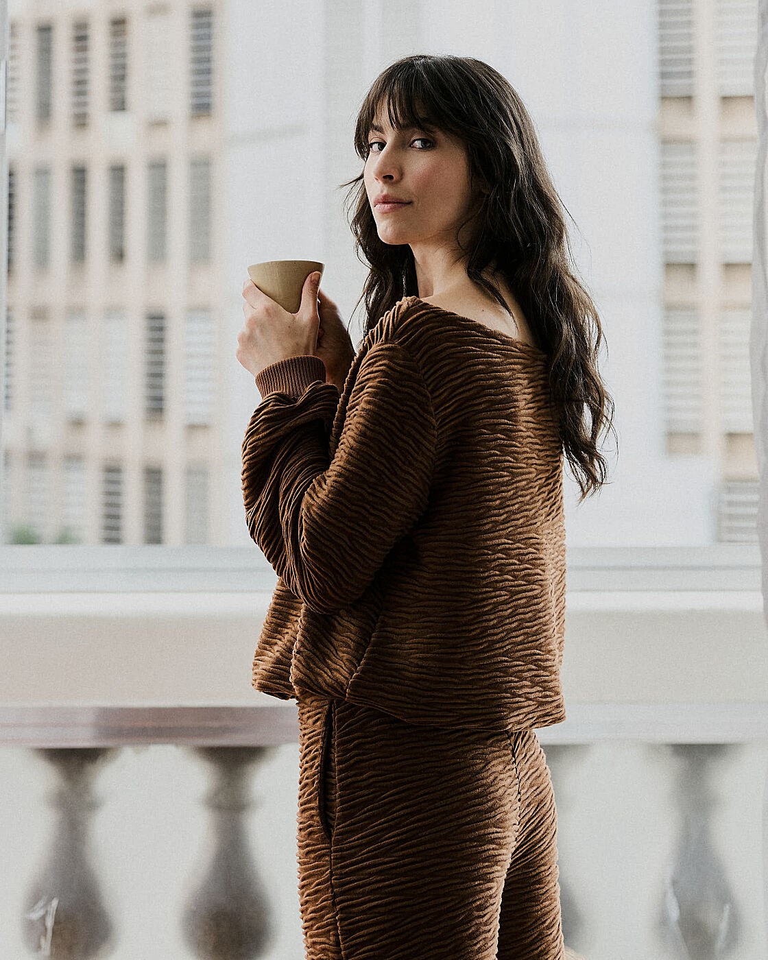 BLUSA MALHA TEXTURA BALONE — foto 3