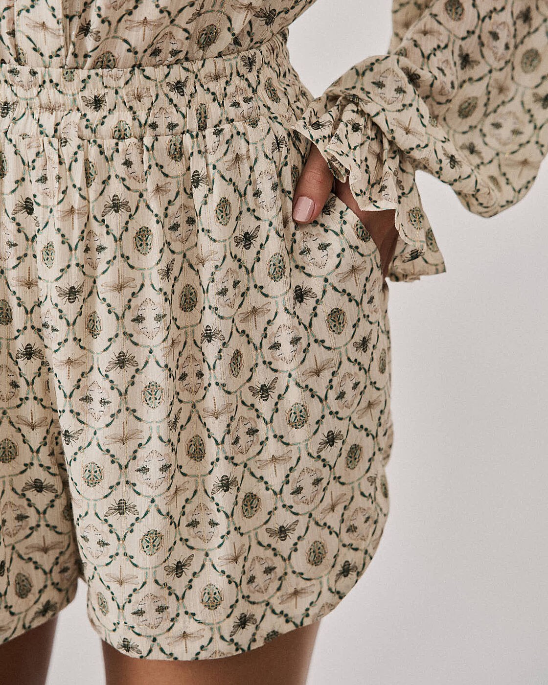 SHORTS ESTAMPADO COS ELASTICO — foto 8