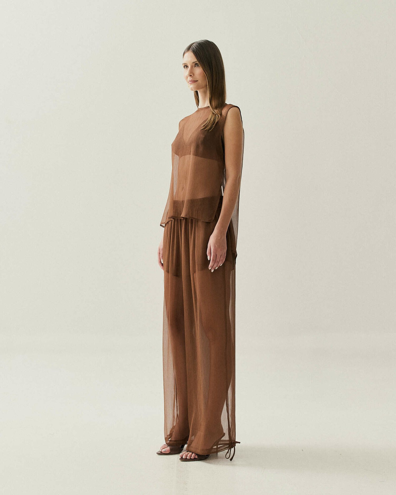 CALCA ALADDIN COM TRANSPARENCIA — foto 23