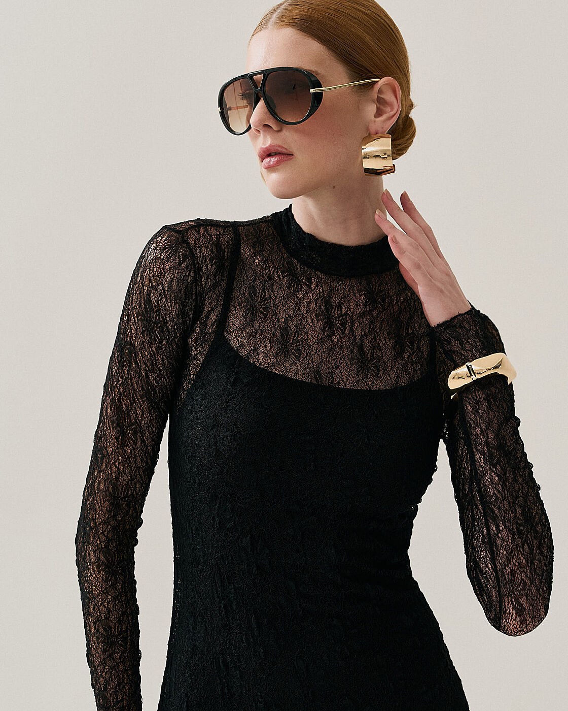 VESTIDO MIDI GOLA ALTA RENDA — foto 12