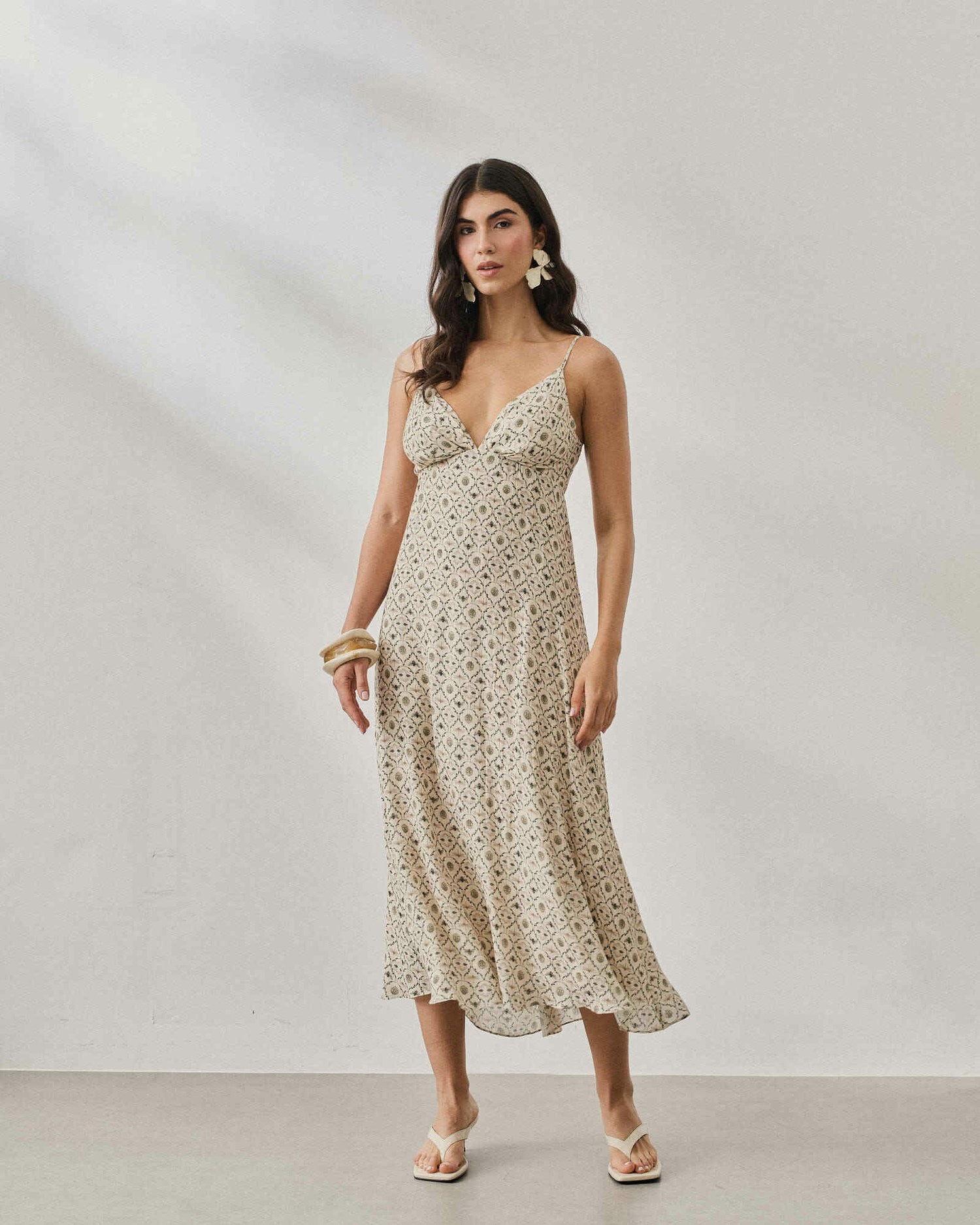 VESTIDO ESTAMPADO AMARRACAO COSTAS