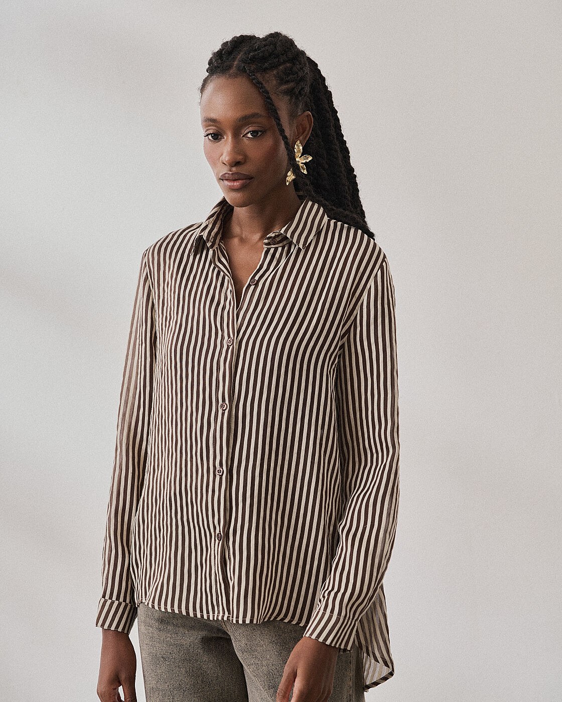 CAMISA LISTRADA PREGA COSTAS — foto 4
