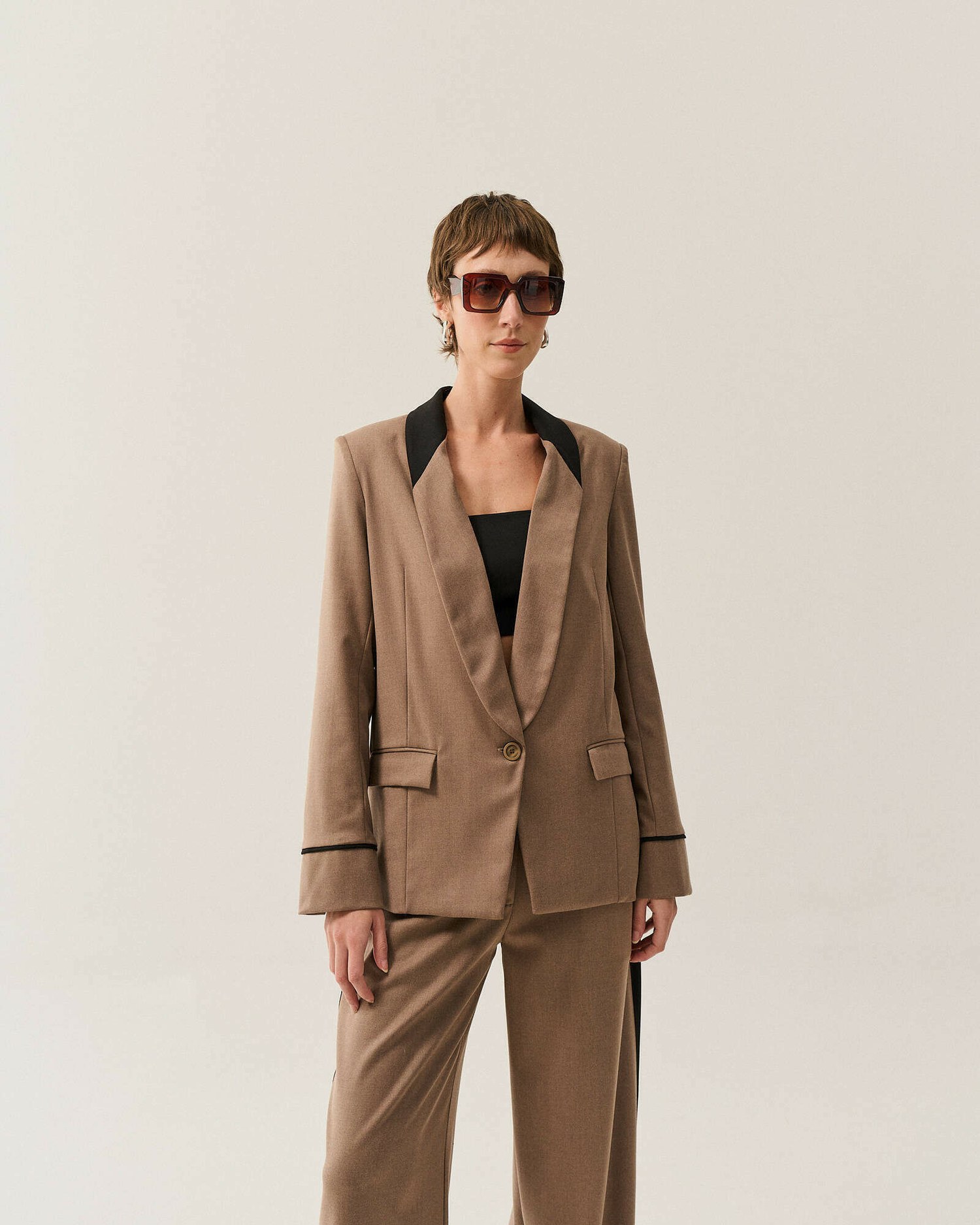 BLAZER ALFAIATARIA DETALHE BICOLOR — foto 15