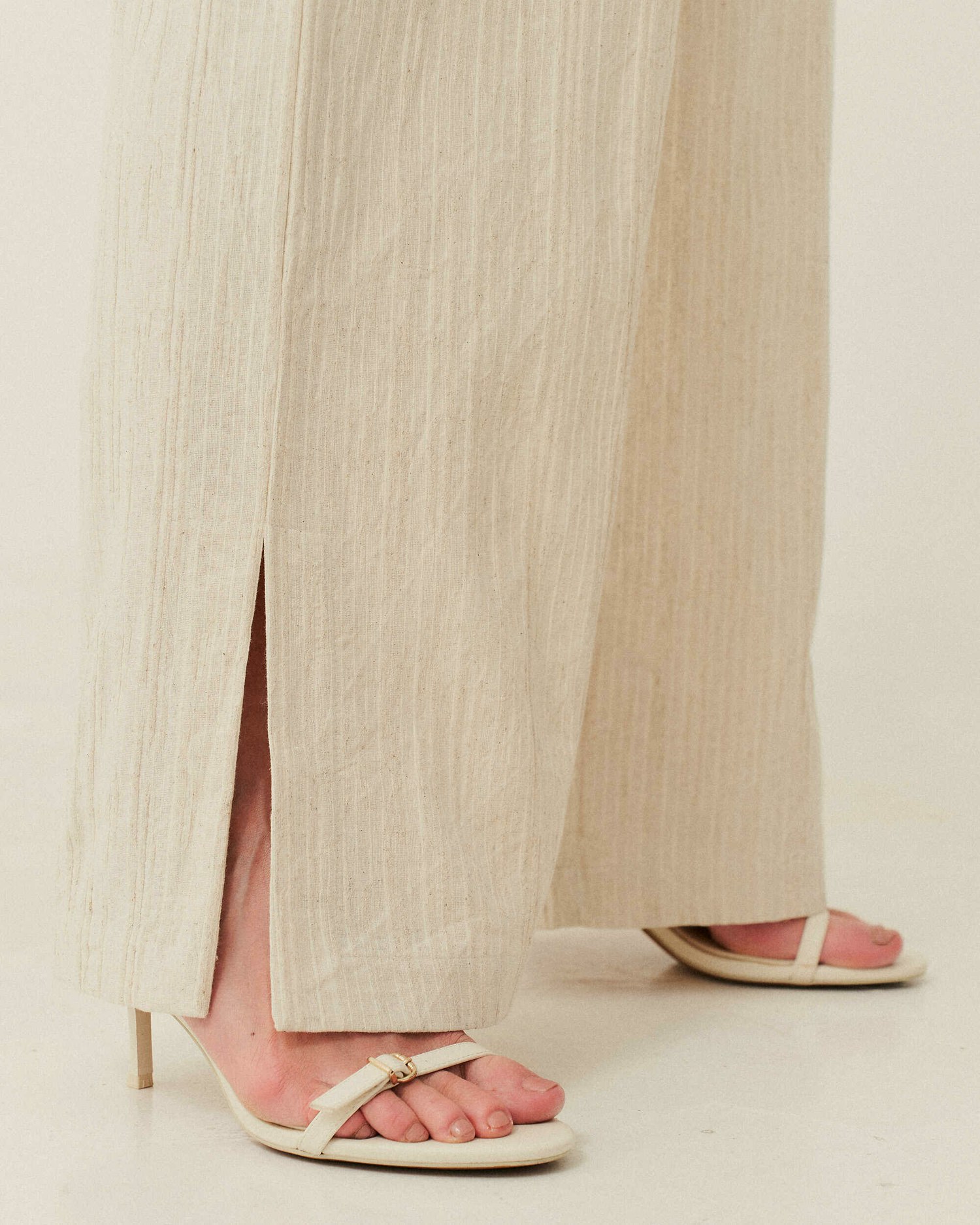 CALCA PANTALONA EM LINHO COS DE ELASTICO (PROMO) — foto 6