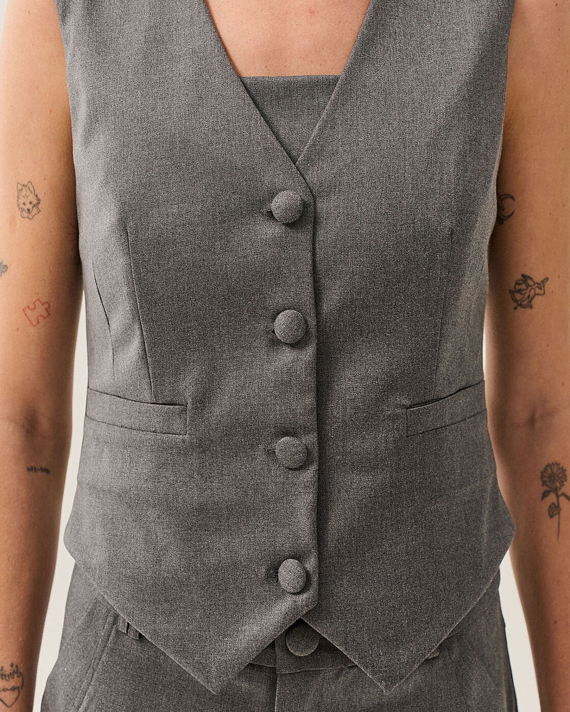 COLETE PENCE DUPLA COM BOLSO — foto 11