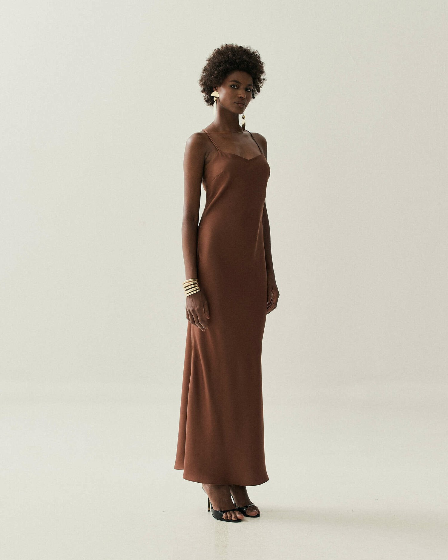 VESTIDO SLIP DRESS ALCA DUPLA — foto 19