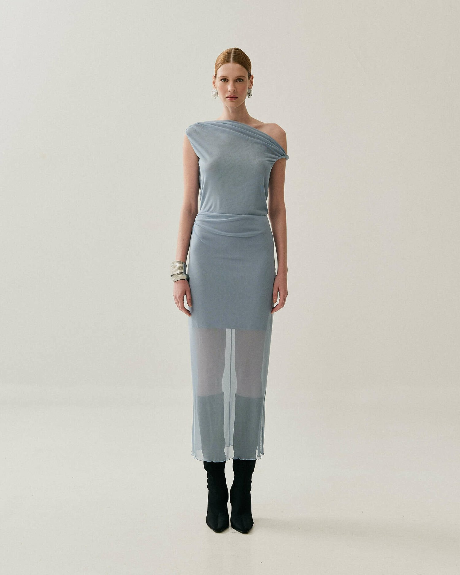 VESTIDO MIDI TORCAO OMBRO