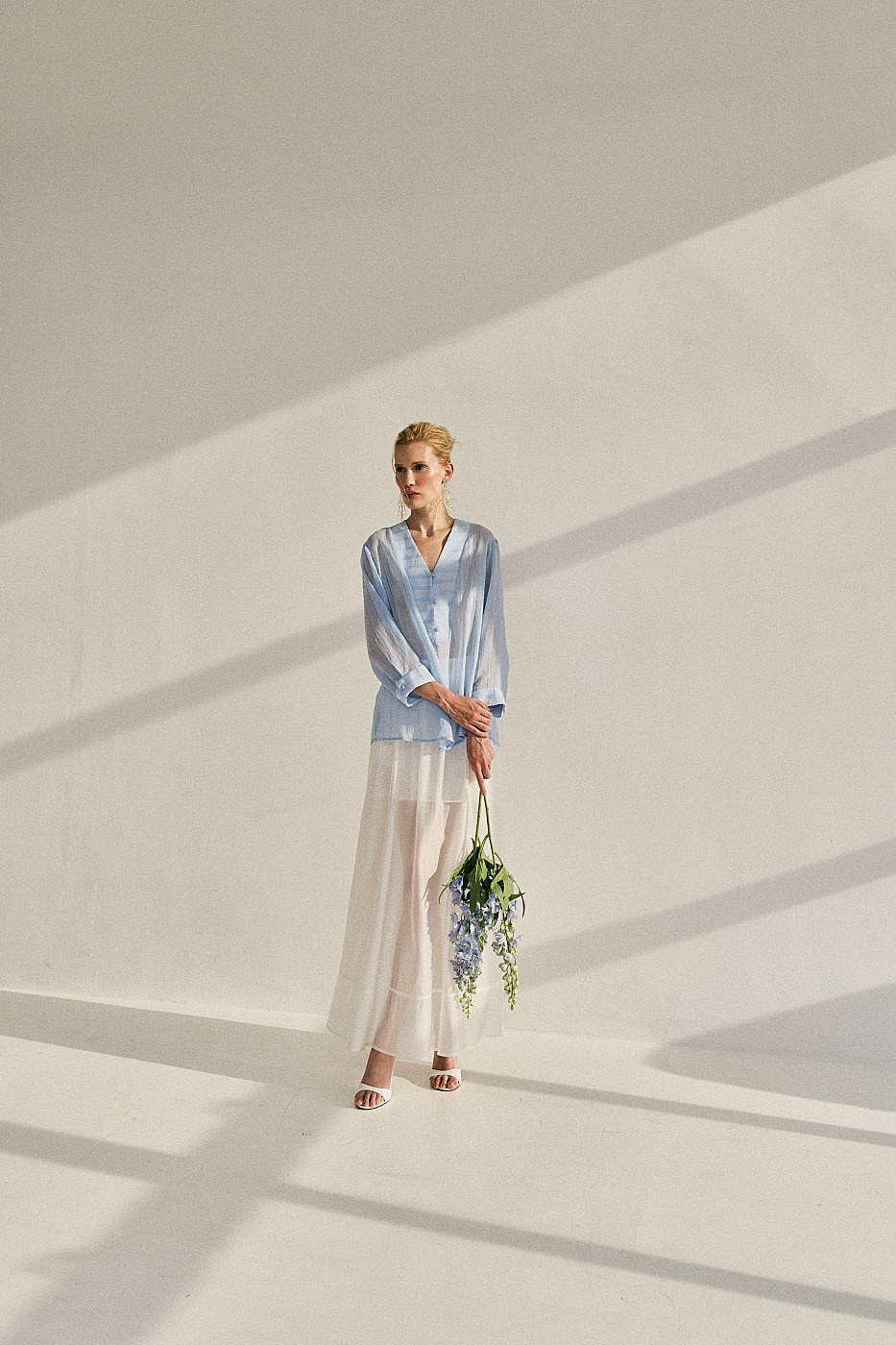BLUSA LISTRAS TRANSPARENCIA — foto 10