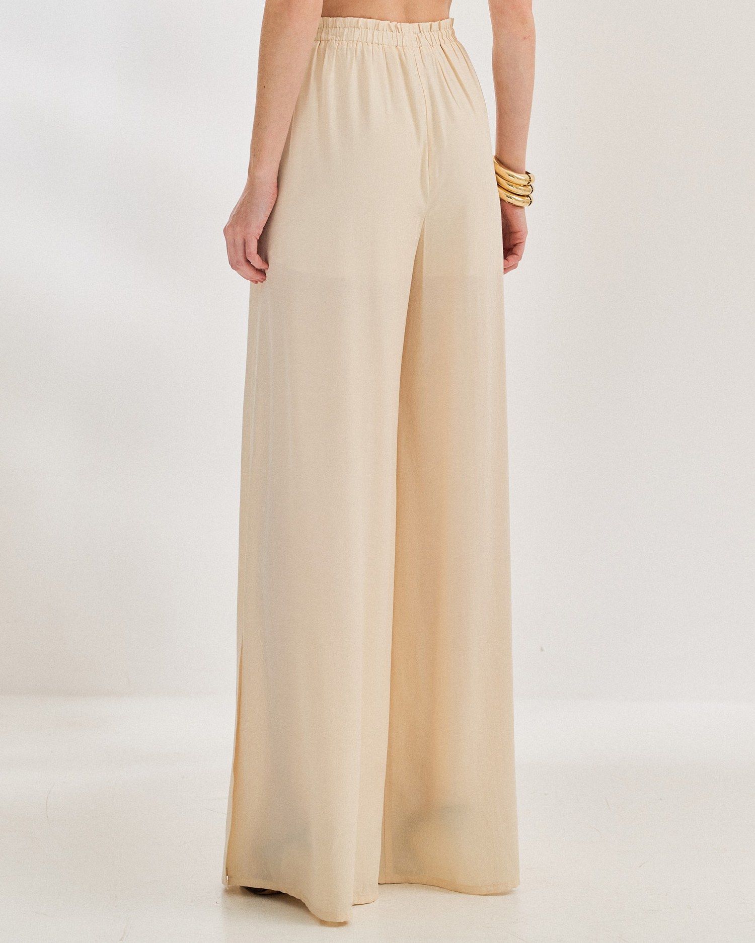 CALCA PANTALONA COM FENDA LATERAL — foto 4